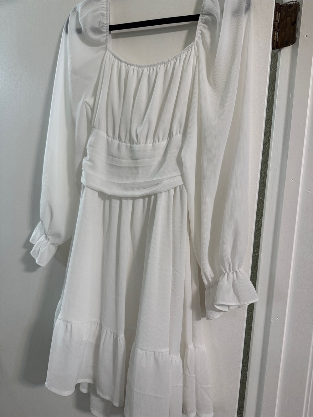 Elegant White Long-Sleeve Tiered Midi Dress